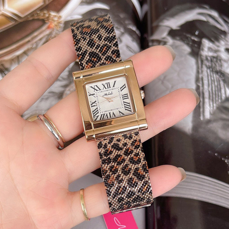 Reloj cuadrado de malla con estampado de leopardo y correa de acero para mujer