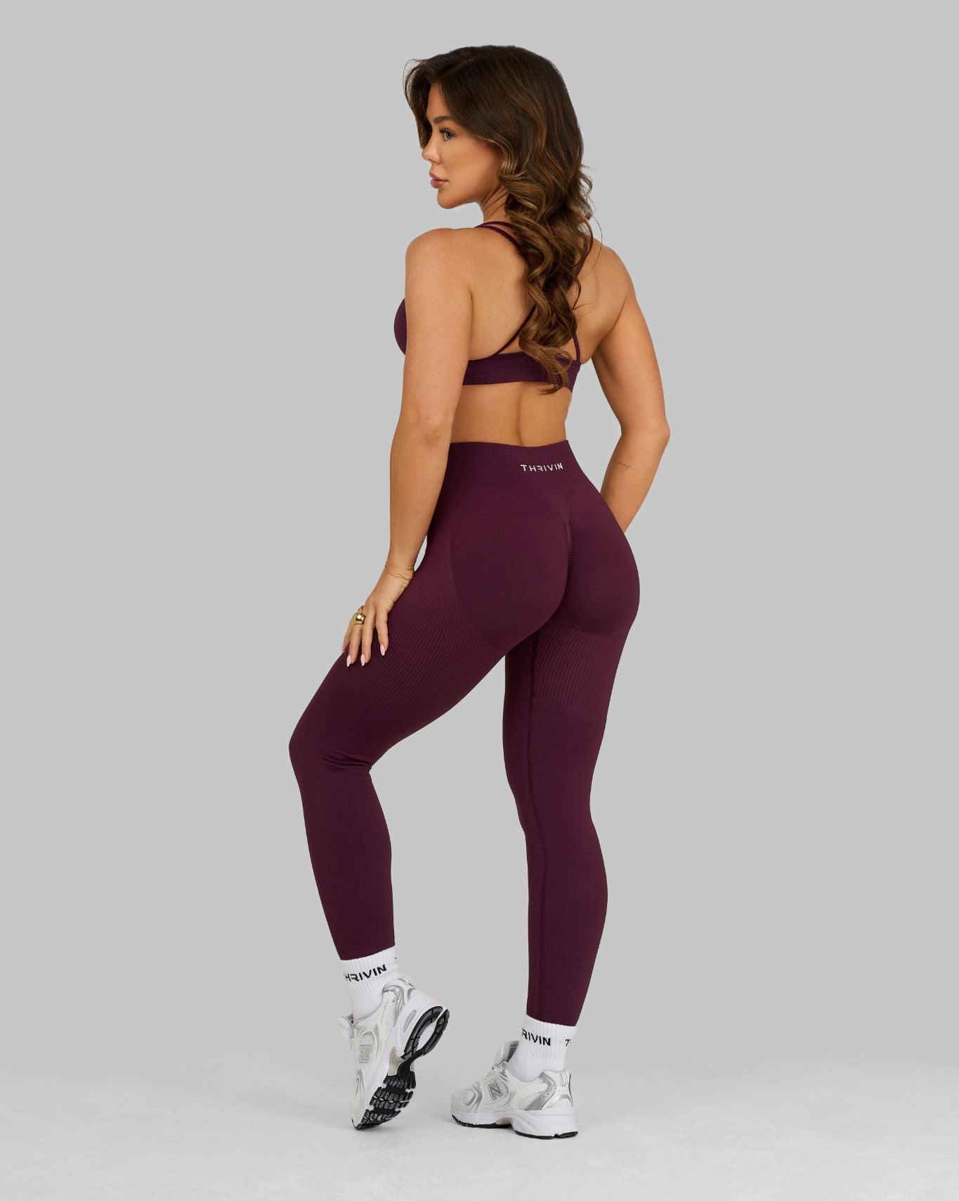 Leggings de cintura media con canalé Elevate Winter Plum