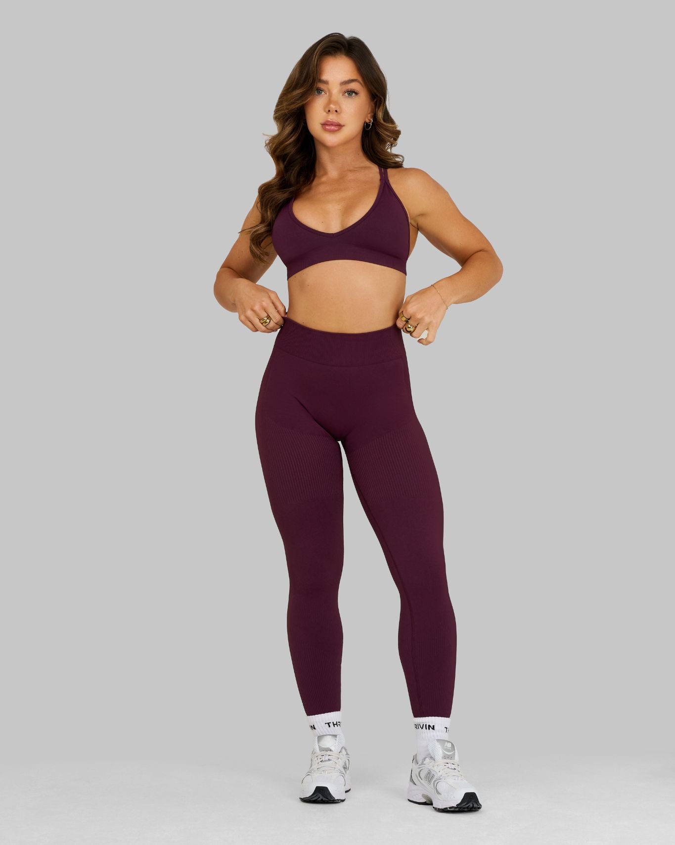 Leggings de cintura media con canalé Elevate Winter Plum