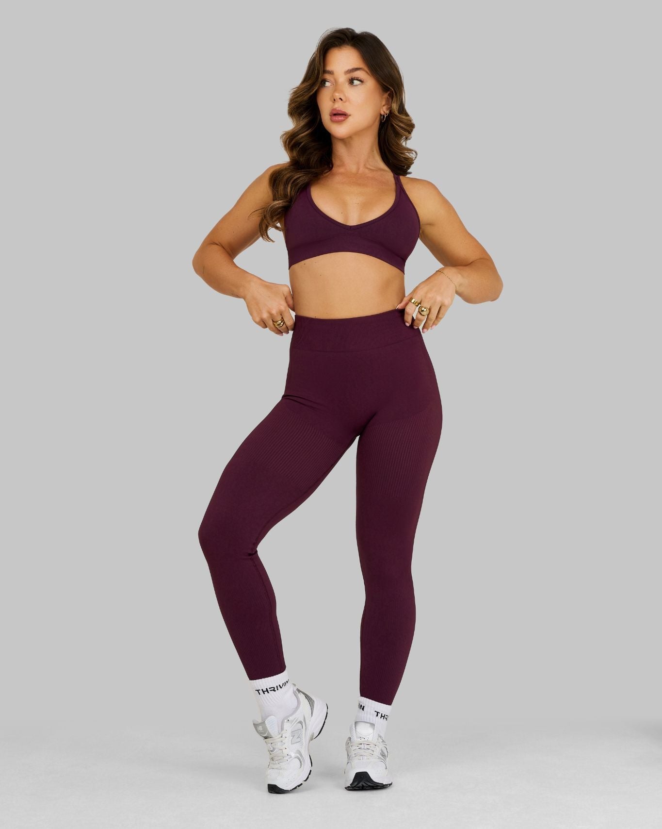 Leggings de cintura media con canalé Elevate Winter Plum