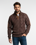 Aaron Pull Hombre Patchwork – Cuello Alto con Botones y Detalles de Ante Corte Regular
