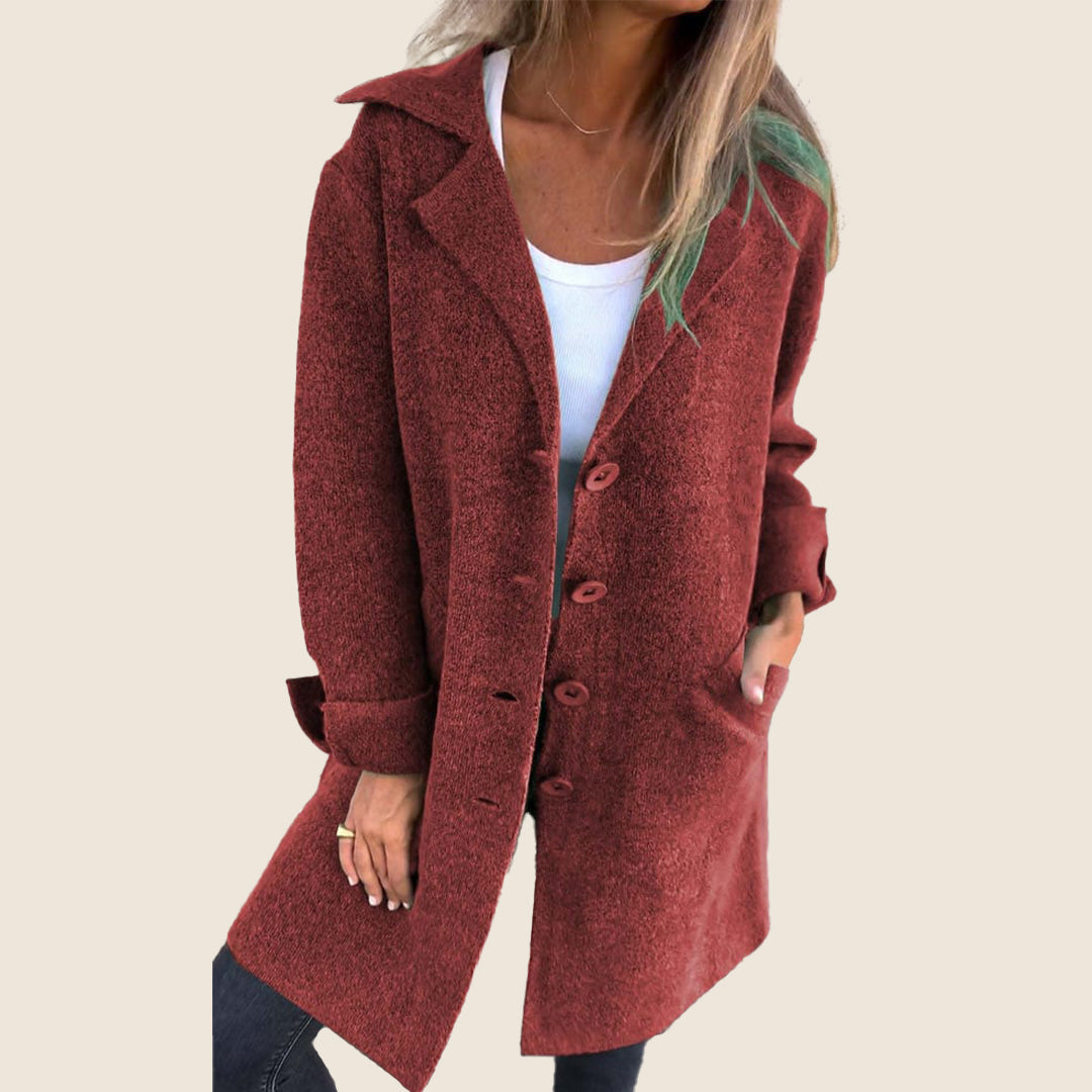 Sofia – Weiche Jacke mit Knöpfen