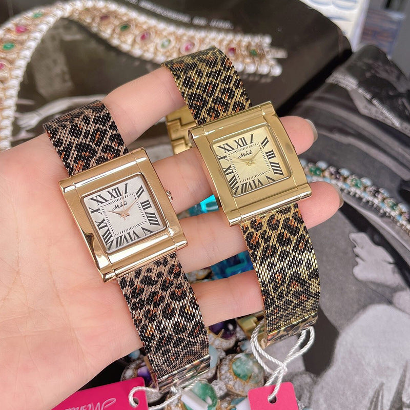 Reloj cuadrado de malla con estampado de leopardo y correa de acero para mujer