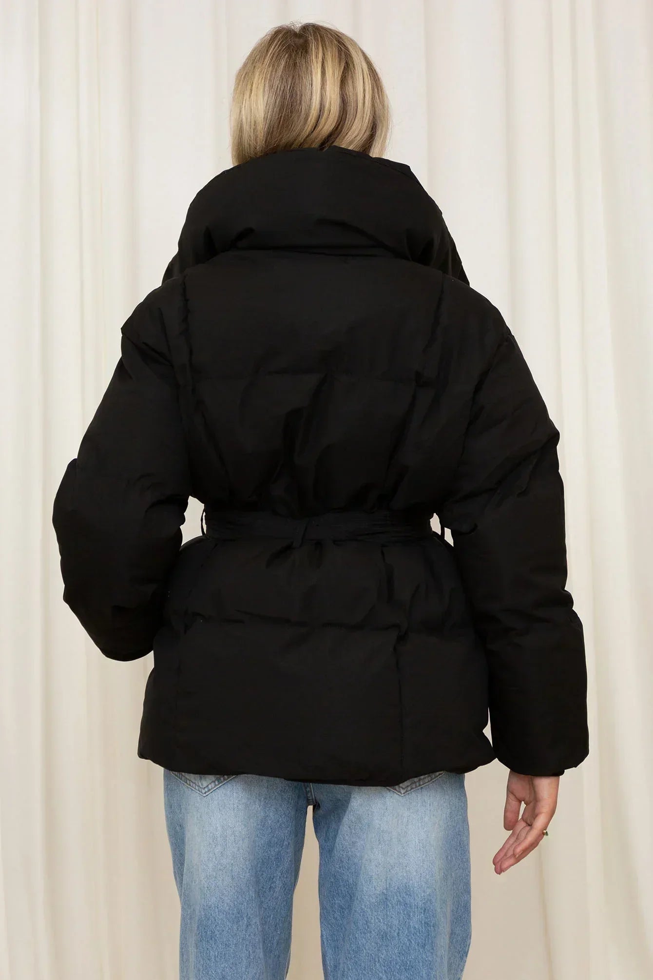 Illyria - Elegante Steppjacke